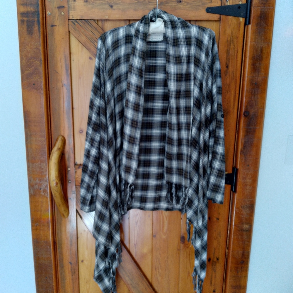 Asymmetrical Cardigan with Fringes